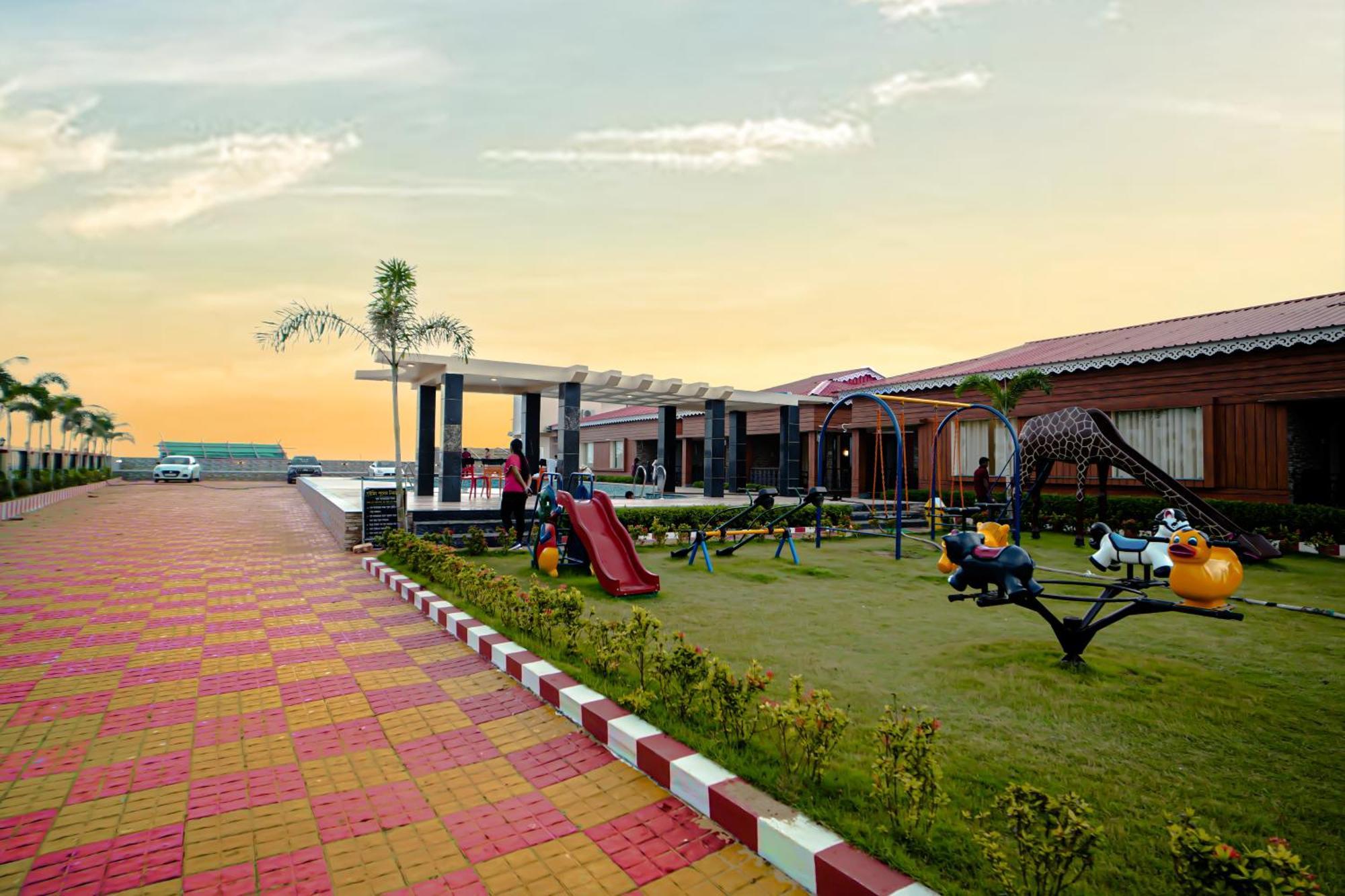 Prasant On Beach Resort !! Lift - Wifi -Restaurant-Parking Facilities-Newly Decorated Room !! Мандармани Экстерьер фото